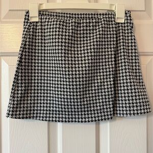 SO Black and White Houndstooth Mini Skirt